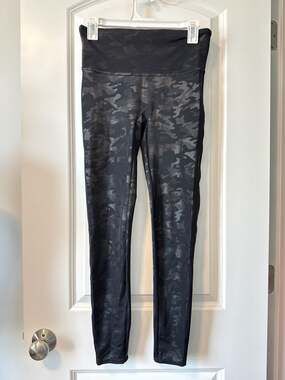 Spanx Faux Leather Camo Leggings Black Camo Size Large